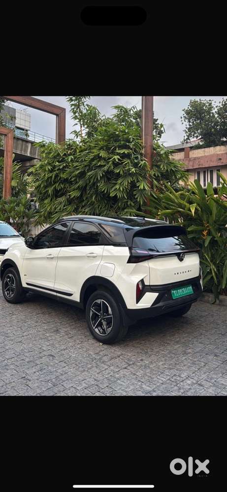 Tata Neoxn Ev 2023  50000 Km Medium Range