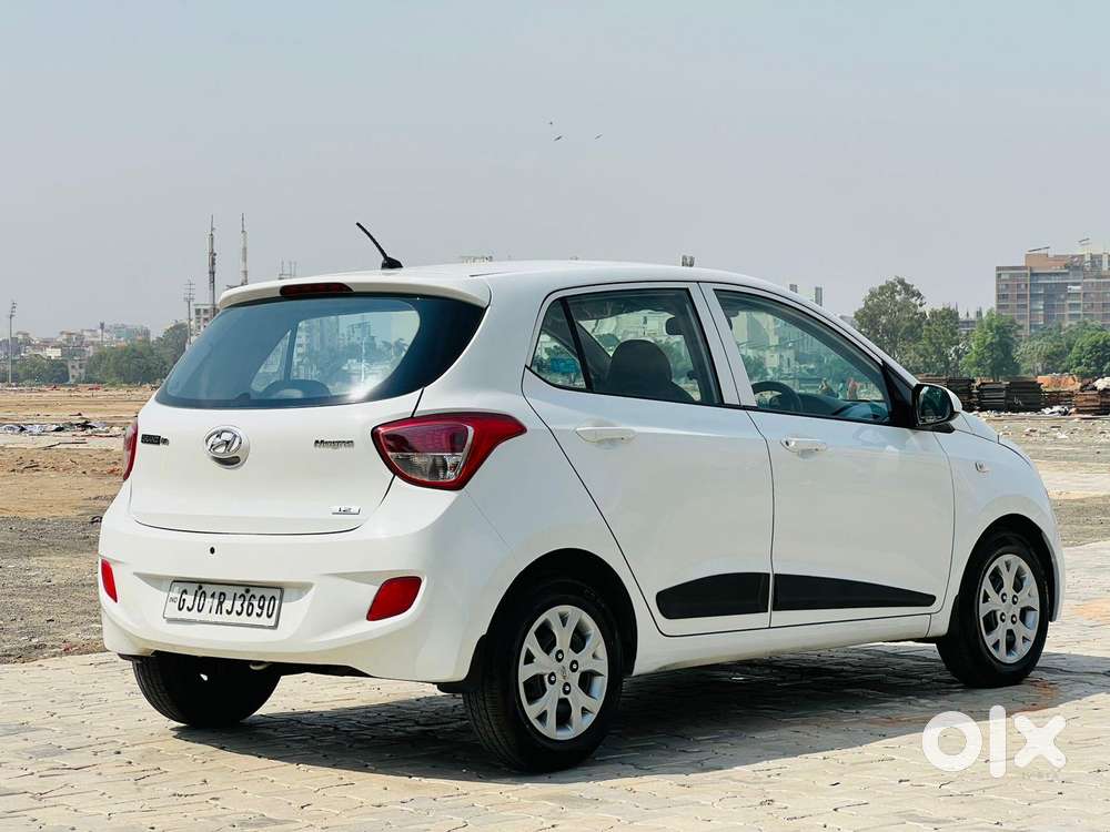 Hyundai Grand I10 Sportz O 1.2, 2015, Petrol