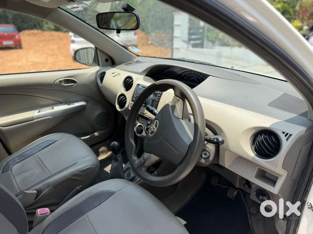 Toyota Etios 2013-2014 V, 2014, Petrol