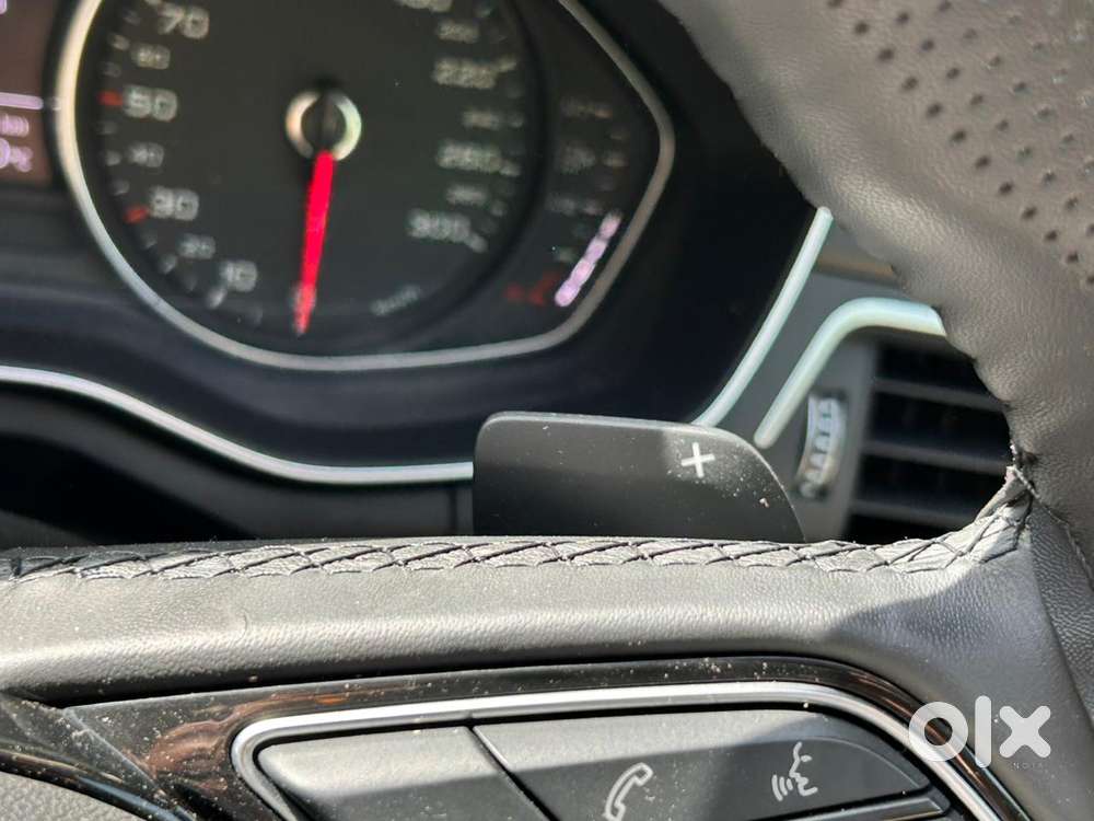 Audi A4 2.0 Premium 40 Tfsi, 2026, Petrol