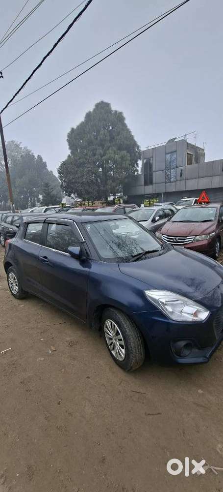 Maruti Suzuki Swift Vxi + Manual, 2019, Petrol