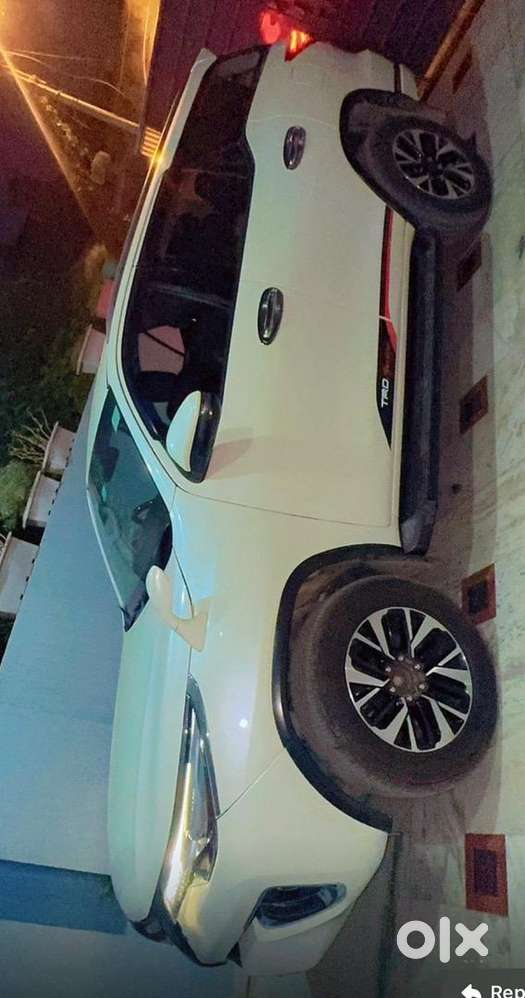 Toyota Fortuner 2017 Diesel 106000 Km Driven