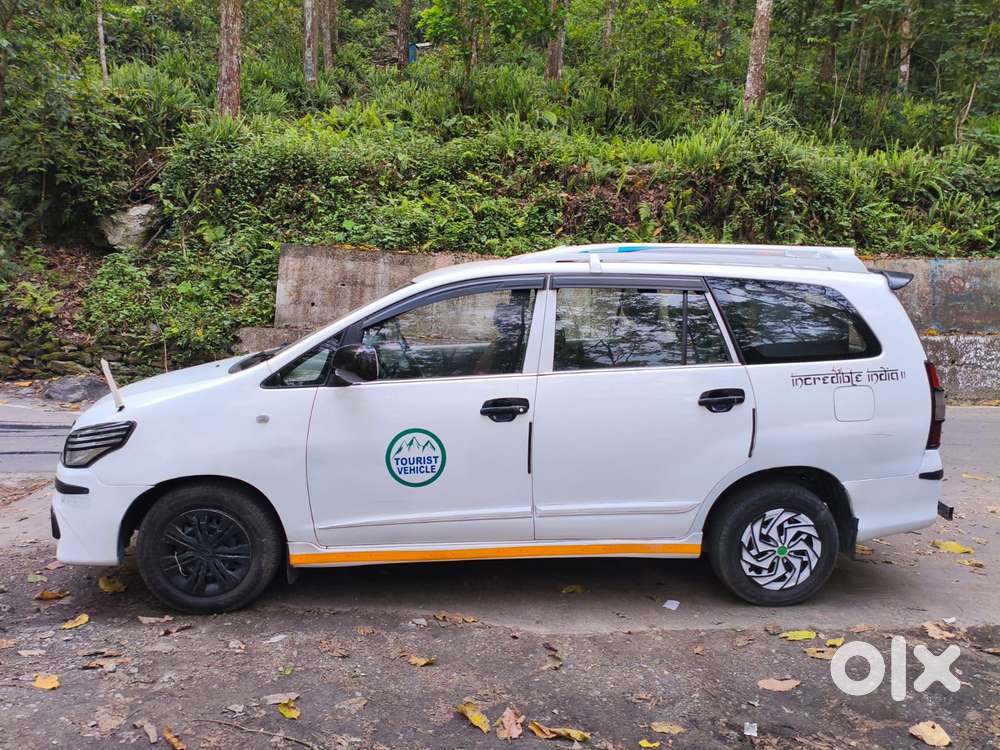 Toyota Innova 2.5 G (diesel) 8 Seater, 2014, Diesel