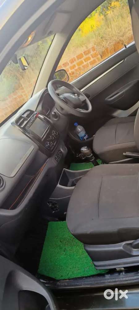 Renault Kwid 2016 Petrol Well Maintained
