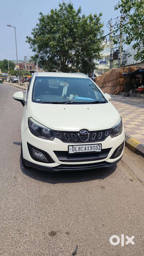 Mahindra Marazzo M6, 2019, Diesel
