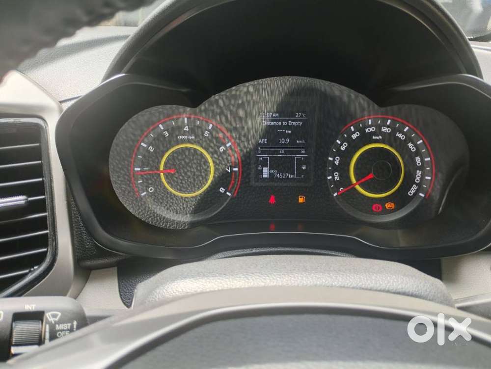 Mahindra Xuv300 W8, 2020, Petrol
