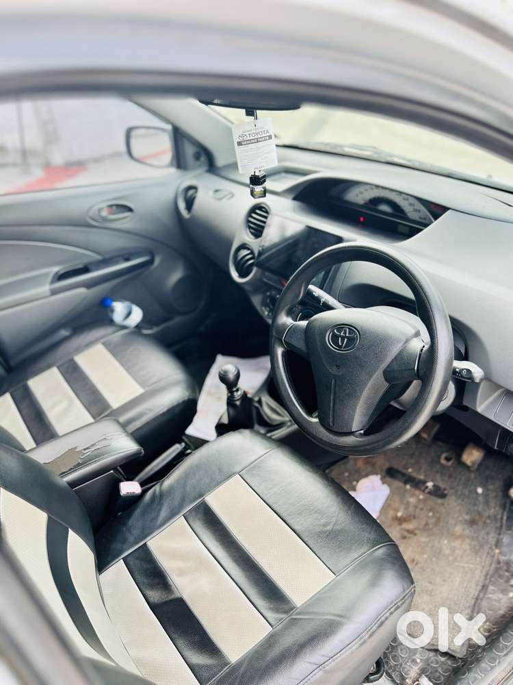 Toyota Etios V Sp, 2012, Diesel