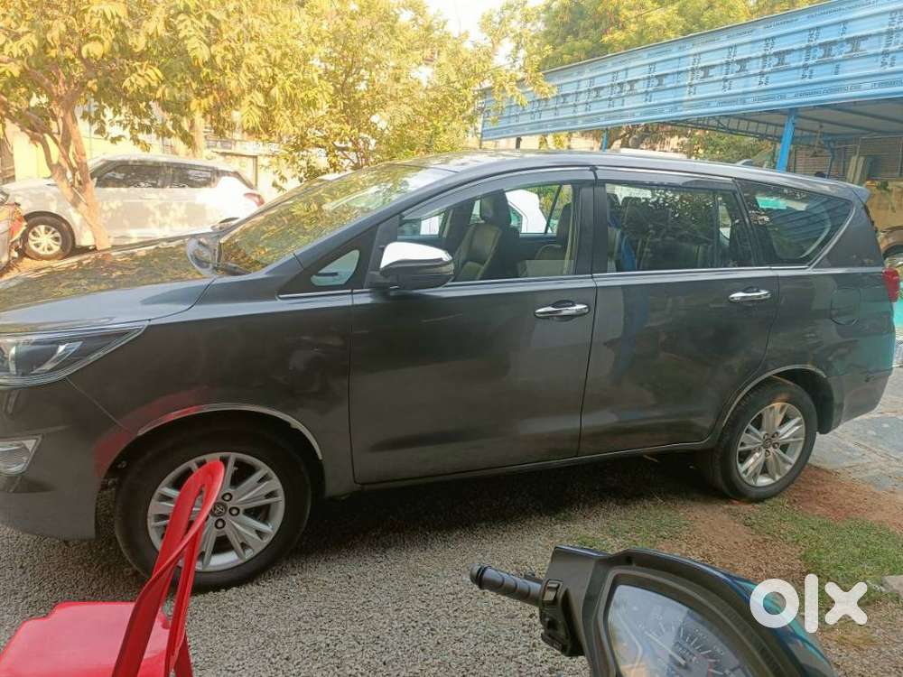 Toyota Innova Crysta 2.5z, 2016, Diesel
