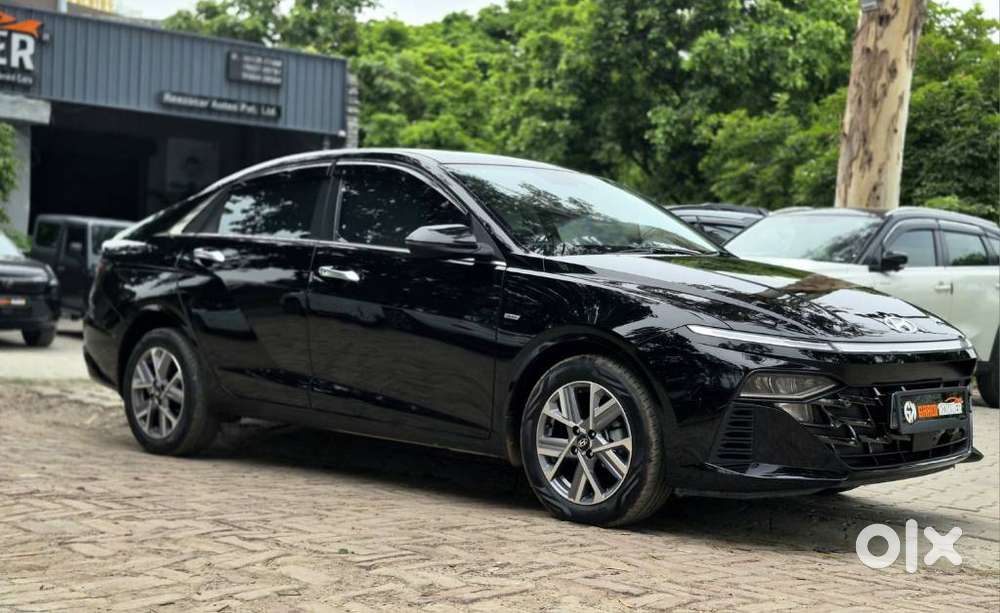 Hyundai Verna 1.5 Sx (o) Vtvt Ivt, 2023, Petrol