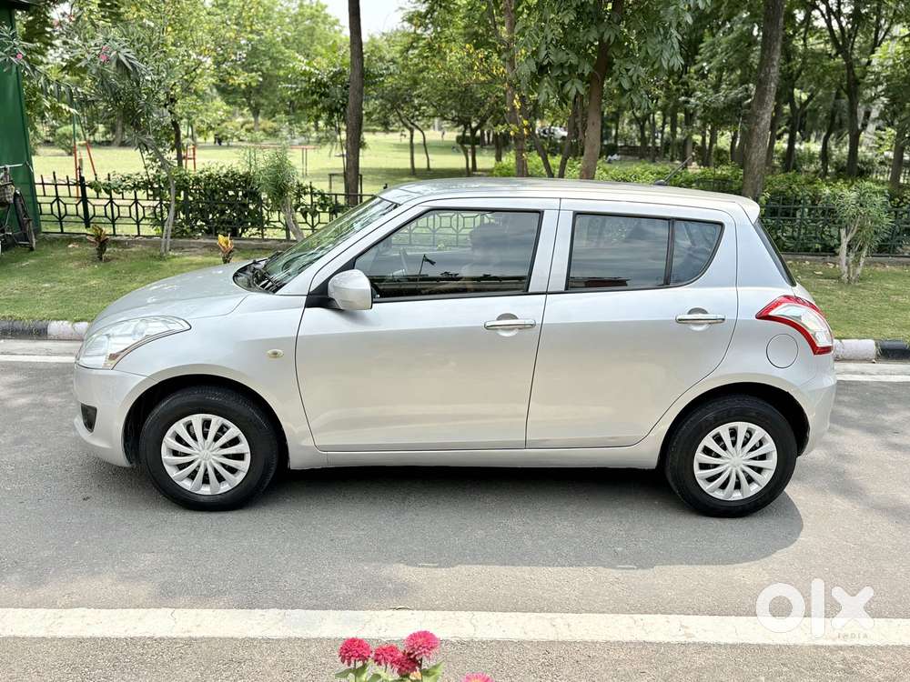 Maruti Suzuki Swift Lxi Option, 2012, Petrol