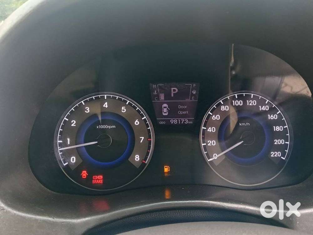 Hyundai Verna 1.6 Vtvt Sx, 2012, Petrol
