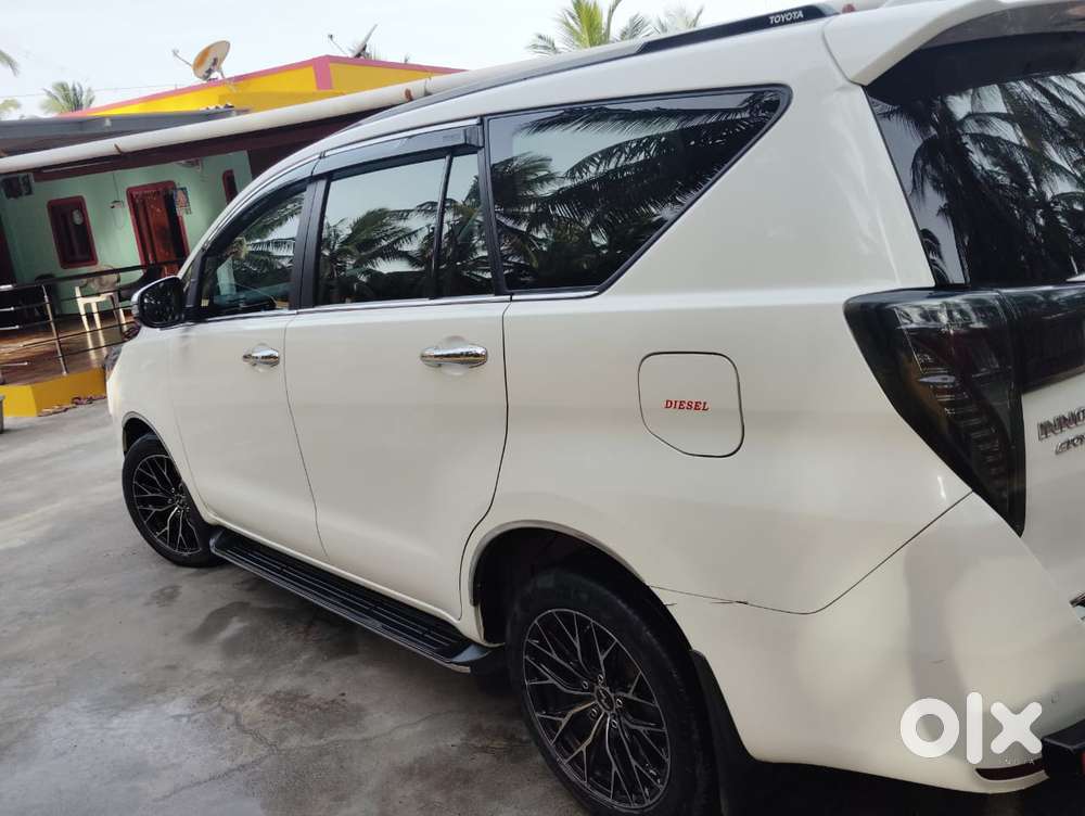 Toyota Innova Crysta 2.8z Automatic, 2020, Diesel