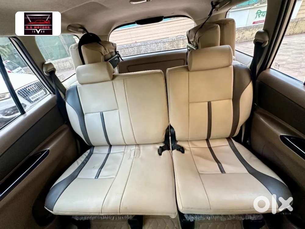 Toyota Innova 2.5 G (diesel) 8 Seater Bs Iv, 2015, Diesel