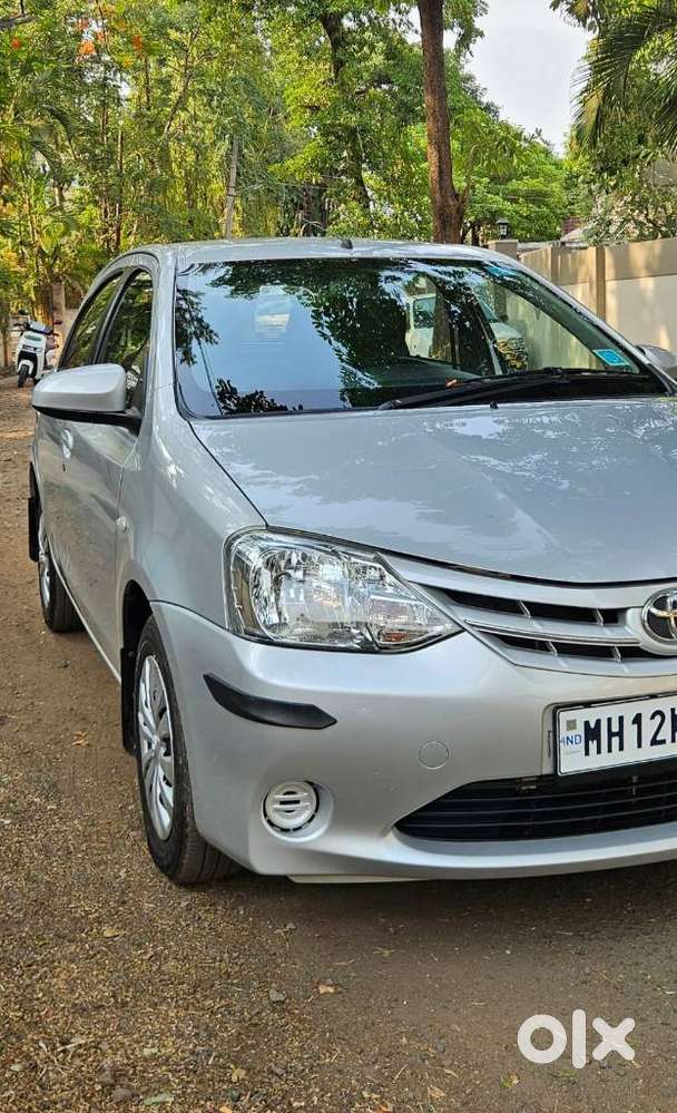 Toyota Etios Liva 2013-2014 G, 2013, Petrol