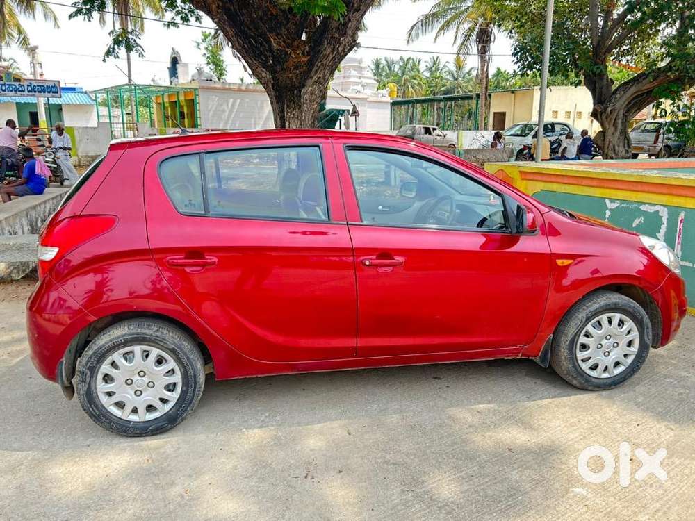 Hyundai Car 2010 Model