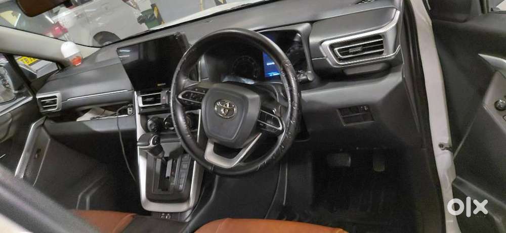 Toyota Innova Hycross 2.0 Gx 7 Str, 2024, Petrol