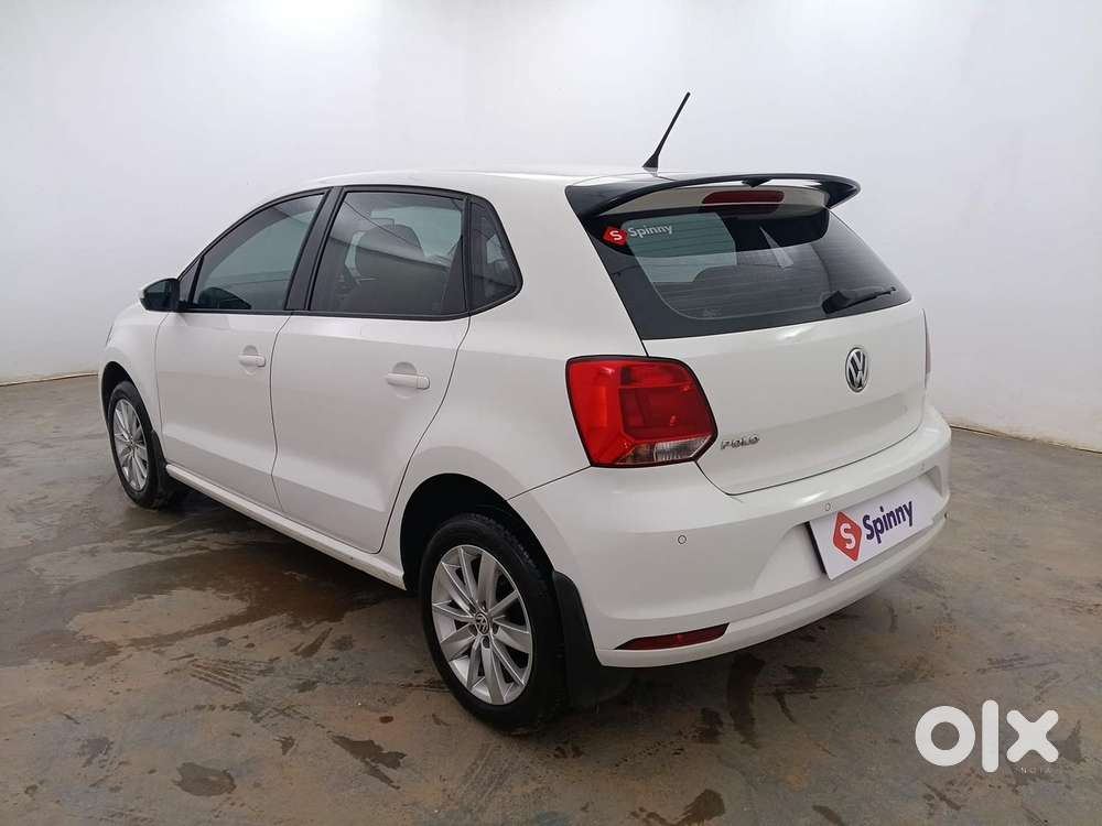 Volkswagen Polo Petrol Highline 1.2l, 2016, Petrol