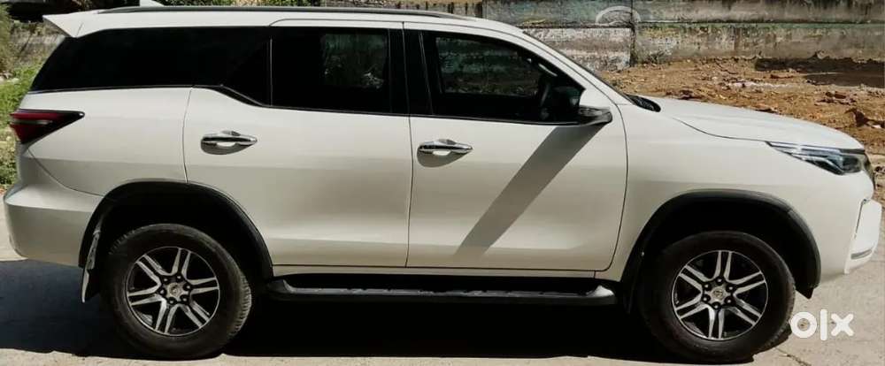 Toyota Fortuner Showroom Condition 4x2 Auto