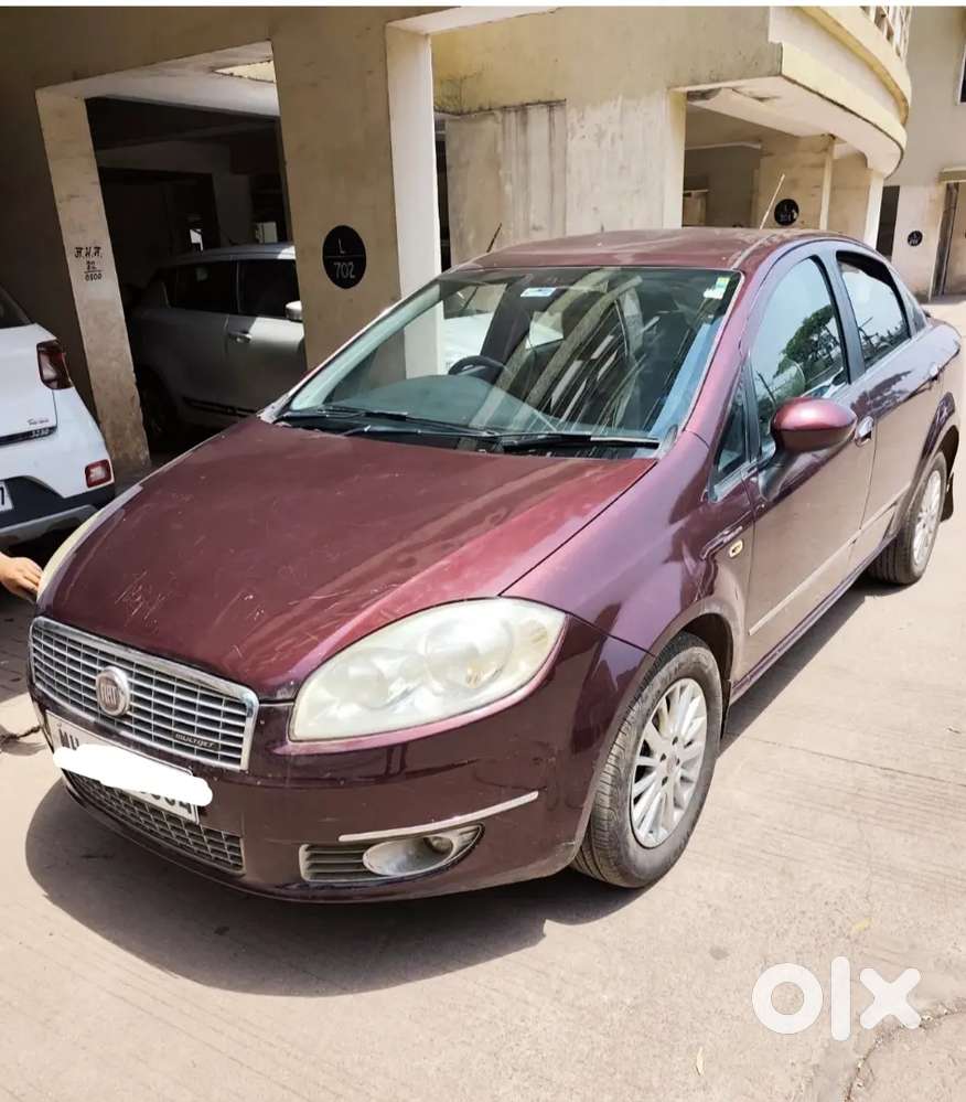 Top Model Fiat Linea 2012 Diesel Well Maintained 21000 Km Driven Only