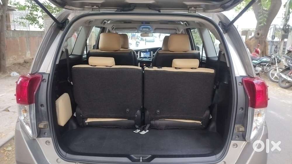 Toyota Innova Crysta 2.4 V 7 Str, 2023, Diesel