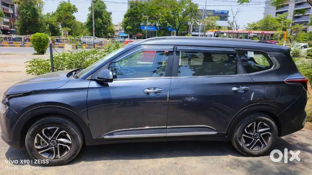 Kia Carens 2022 Petrol 22000 Km Driven