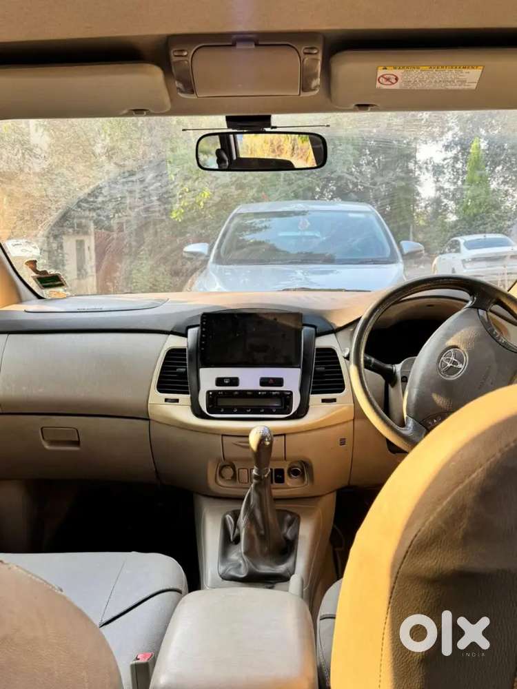 Toyota Innova 2010 Diesel Well Maintained