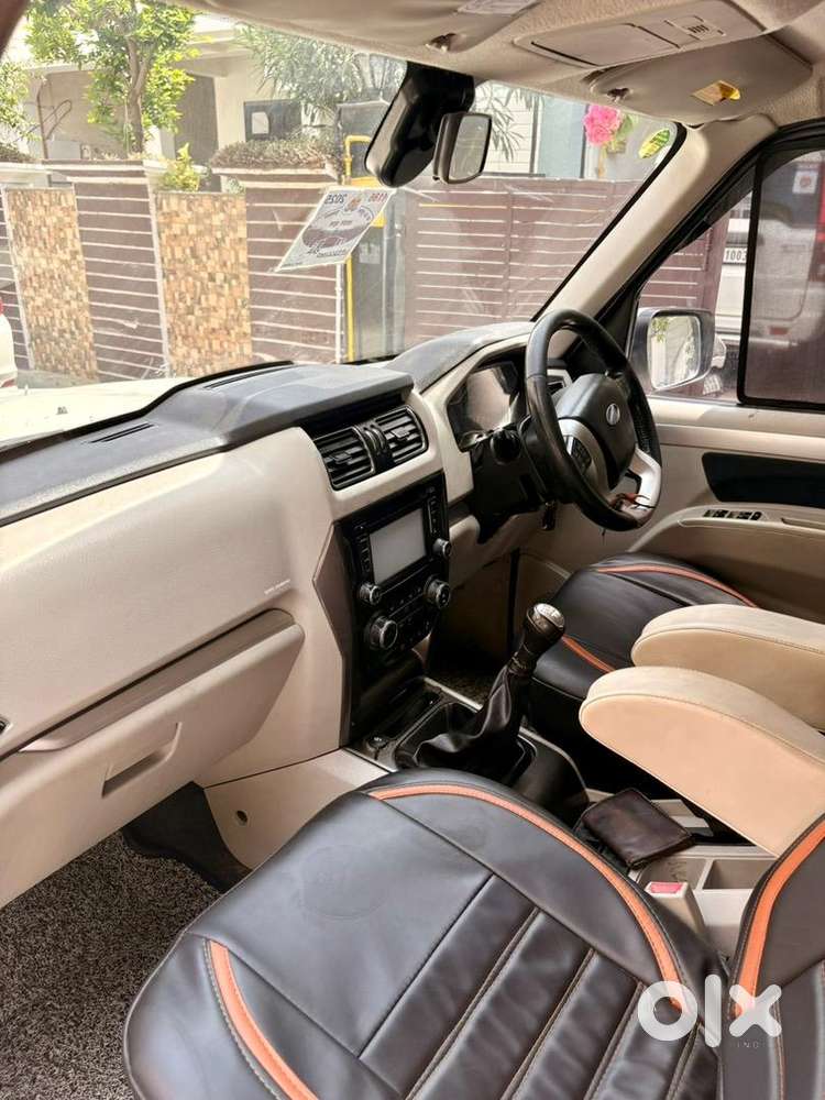 Mahindra Scorpio S11 Diesel  2019