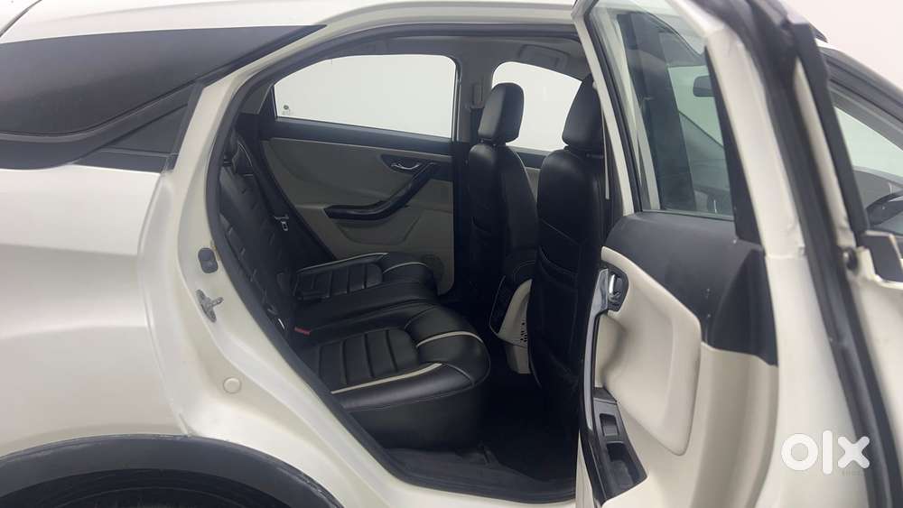 Tata Nexon 1.2 Revotron Xza Plus (o), 2022, Petrol