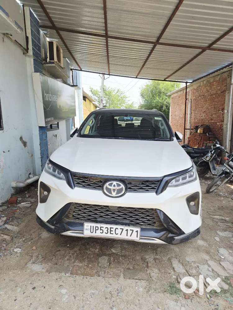 2022 Fortuner Legender 4x4