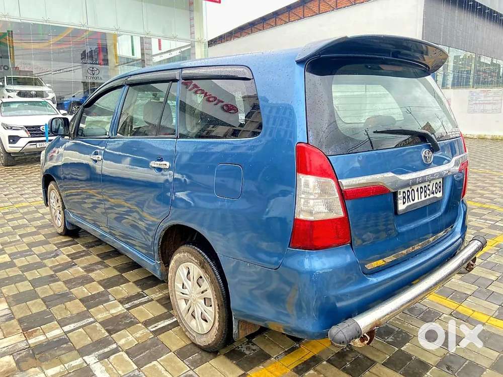 Toyota Innova 2.5 Vx 7 Seater Bs Iv, 2012, Diesel