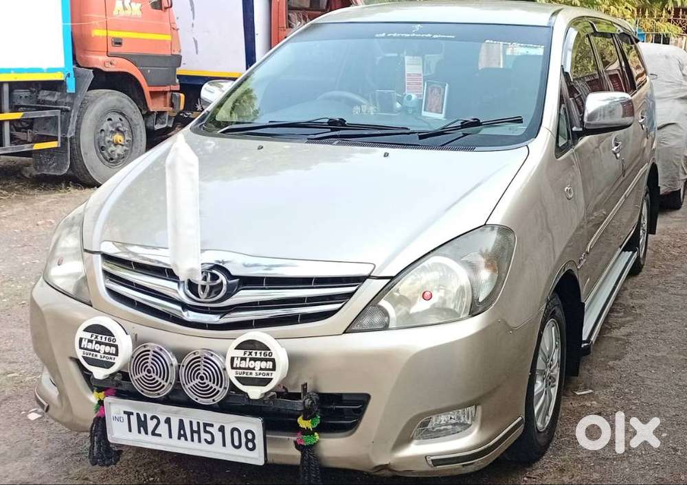 Toyota Innova 2.5v 2011model Single Owner Fc-25-02-2031 Company Servic