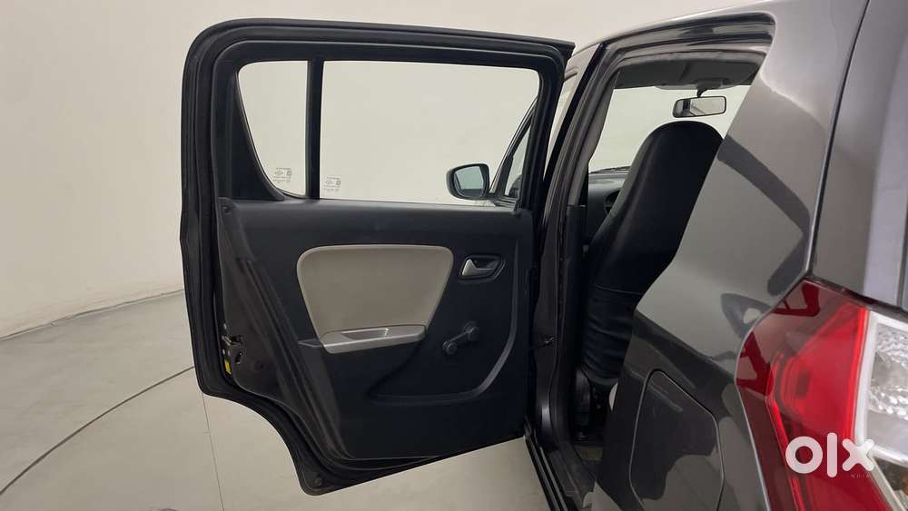 Maruti Suzuki Alto K10 1.0 Vxi Amt, 2016, Petrol