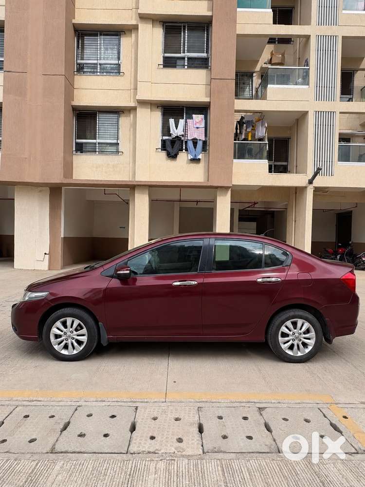 Selling My Honda City 1.5 V Mt Petrol.