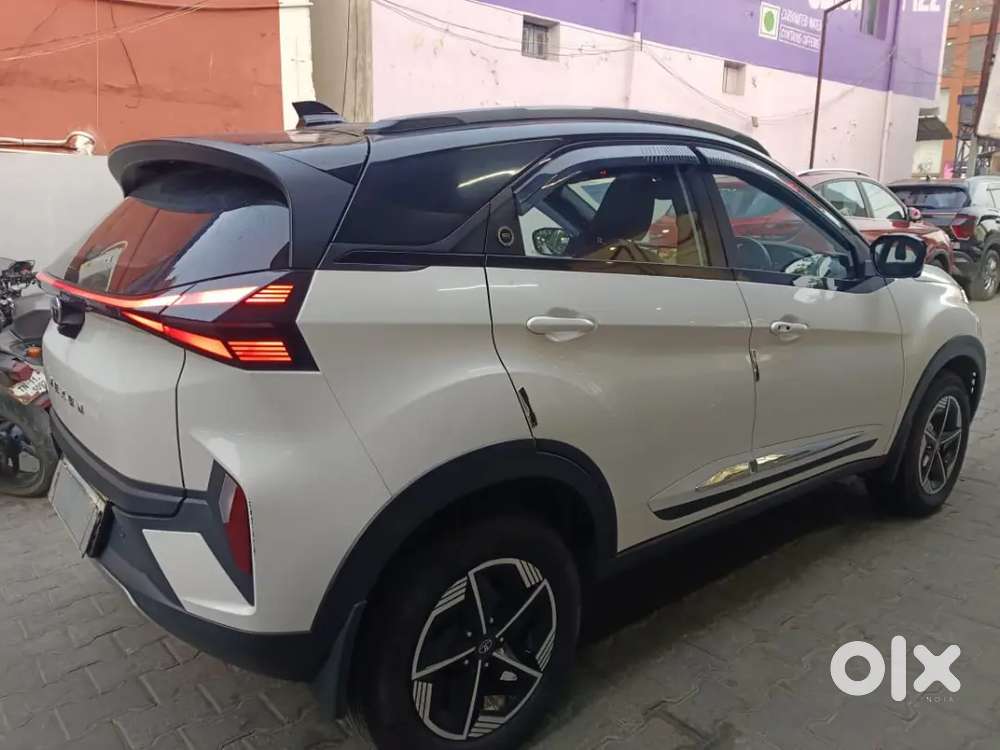 Tata Nexon 2024 Petrol 21435 Km Driven Automatic