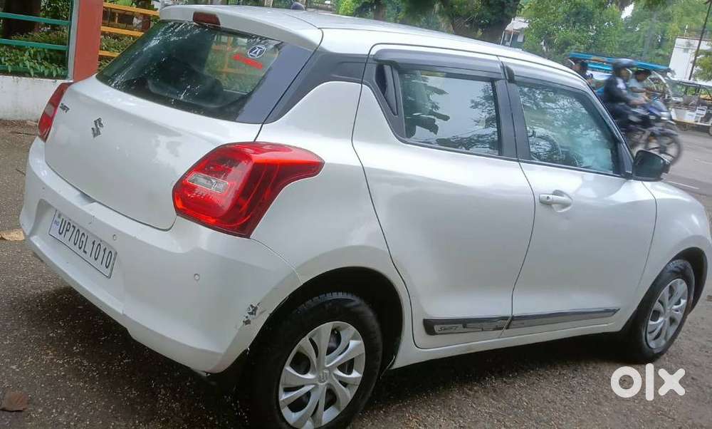 Maruti Suzuki Swift Vxi Optional, 2023, Petrol