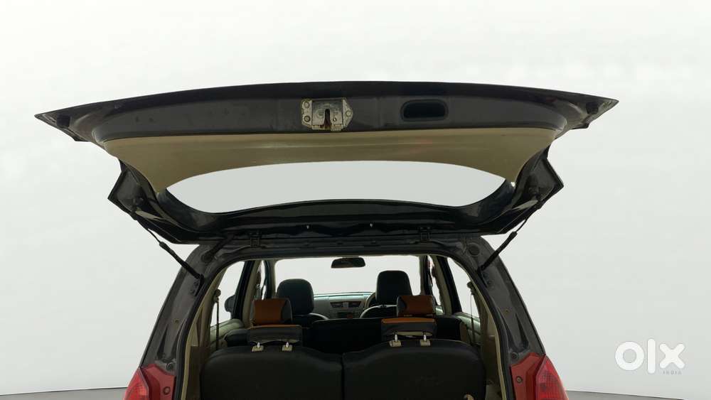 Maruti Suzuki Ertiga Vxi At, 2016, Petrol