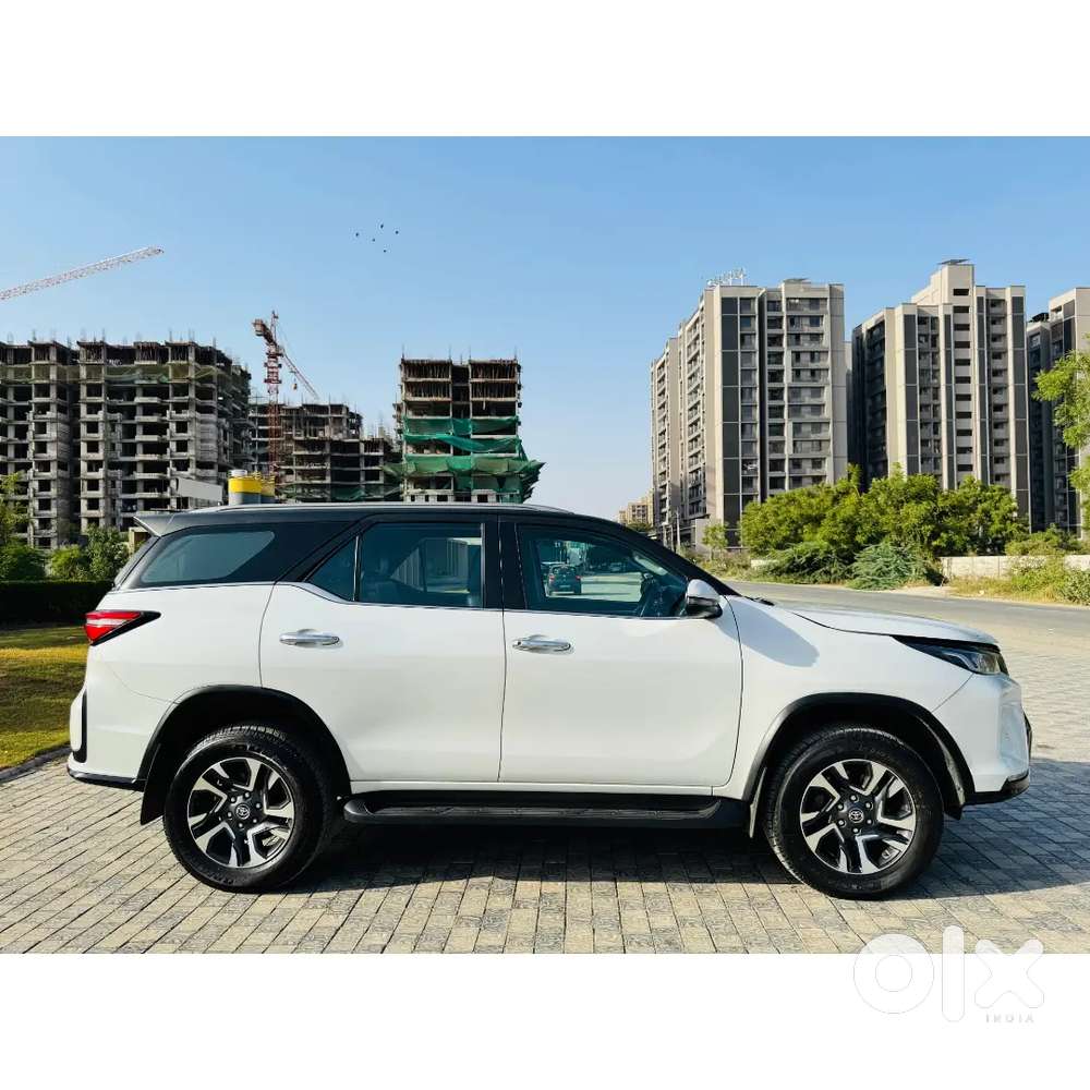 Toyota Fortuner Legender 2024 Diesel 30000 Km Driven