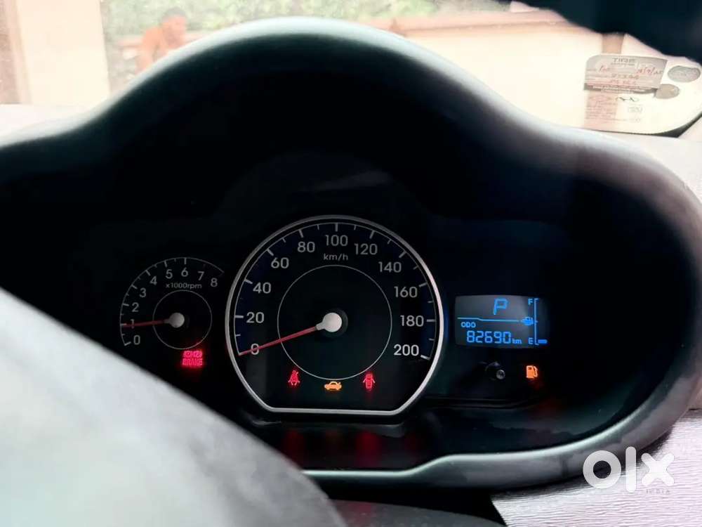 Hyundai I20 2012 Cng & Petrol 82000 Km Driven