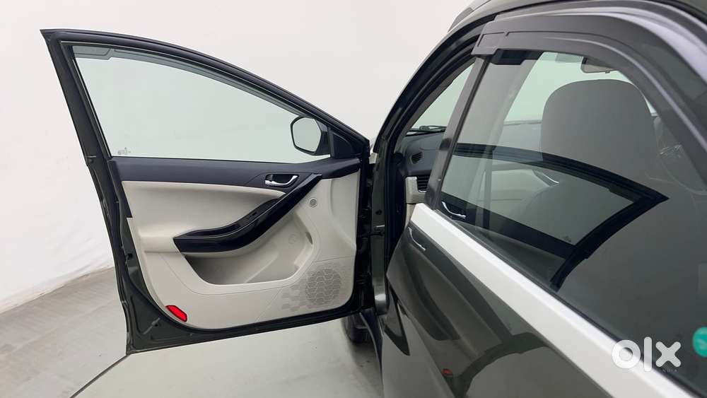 Tata Nexon 1.2 Revotron Xza Plus, 2021, Petrol