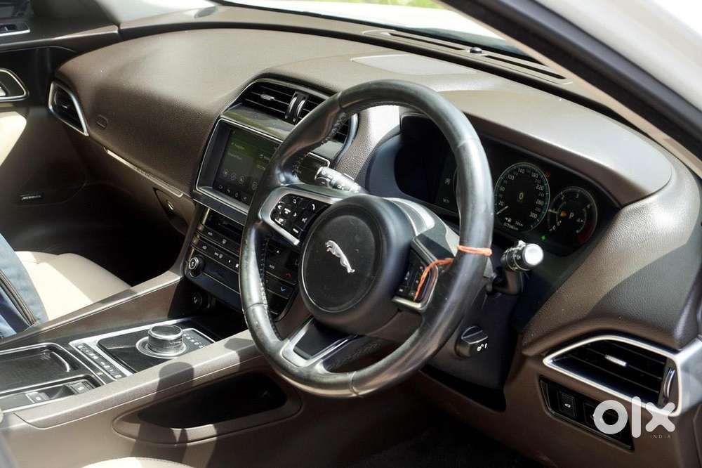 Jaguar F-pace 2.0 R Dynamic S, 2018, Diesel