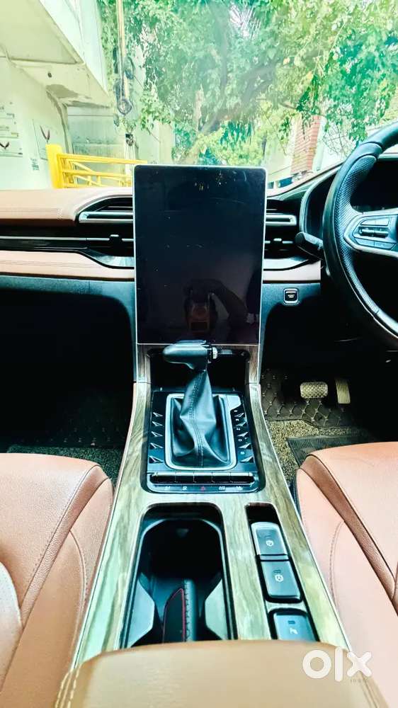 Mg Hector Plus Savvy Pro 2023 Year Car