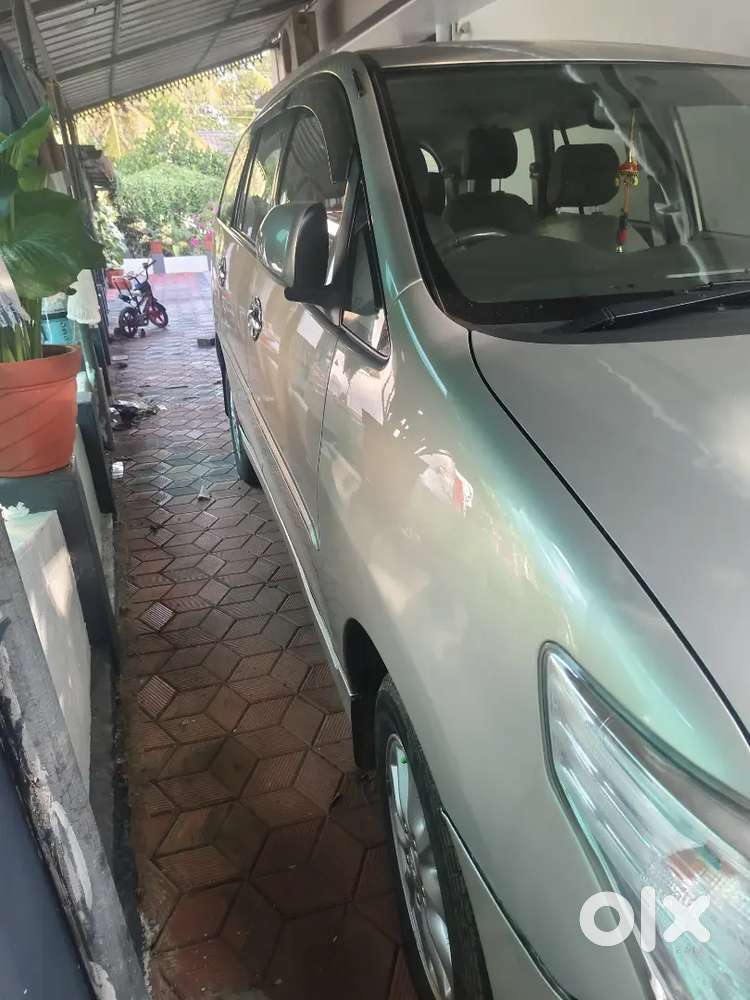 Toyota Innova 2013 Diesel Well Maintained