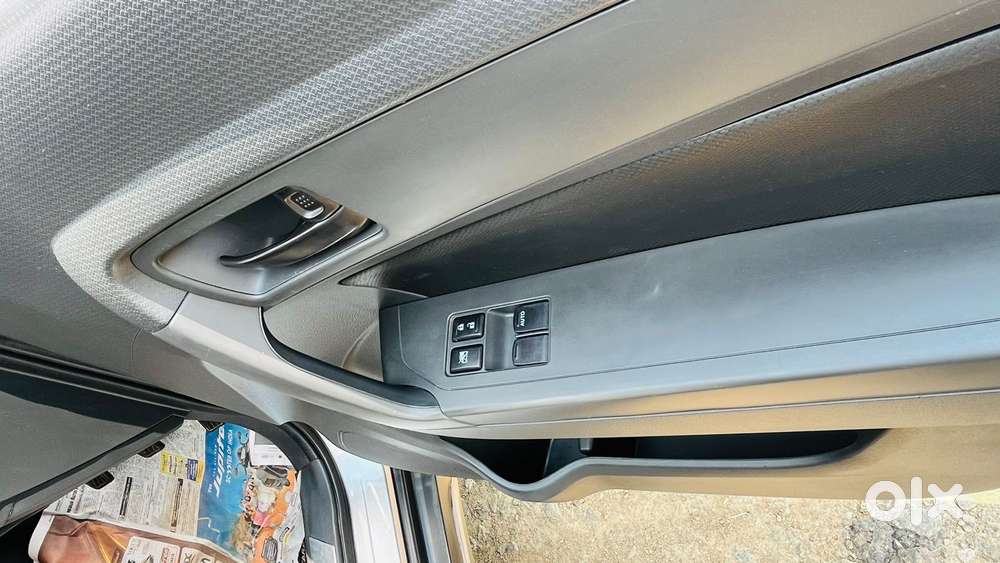 Maruti Suzuki Brezza Ldi, 2018, Diesel