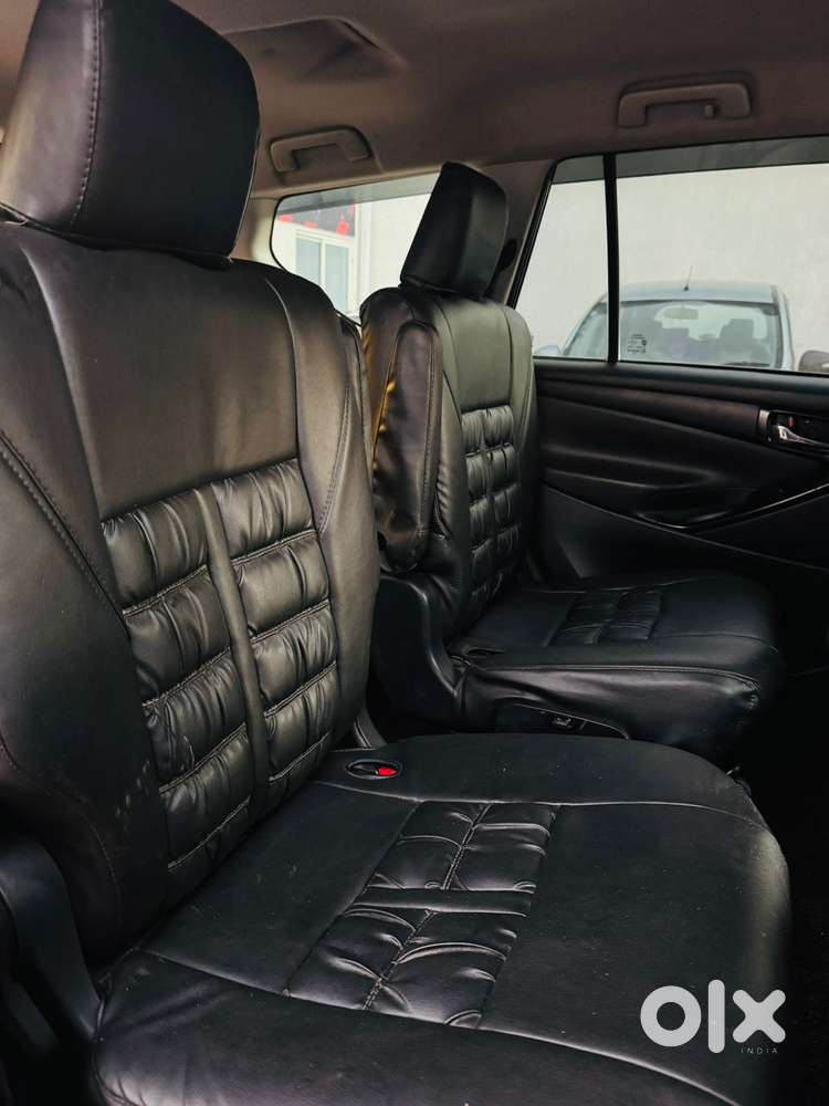 Toyota Innova Crysta 2.4 V 7 Str, 2017, Diesel