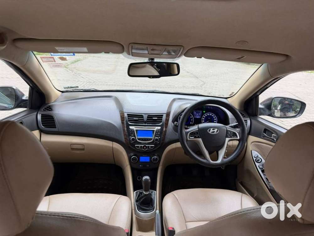 Hyundai Verna Vtvt 1.6 Sx, 2013, Petrol