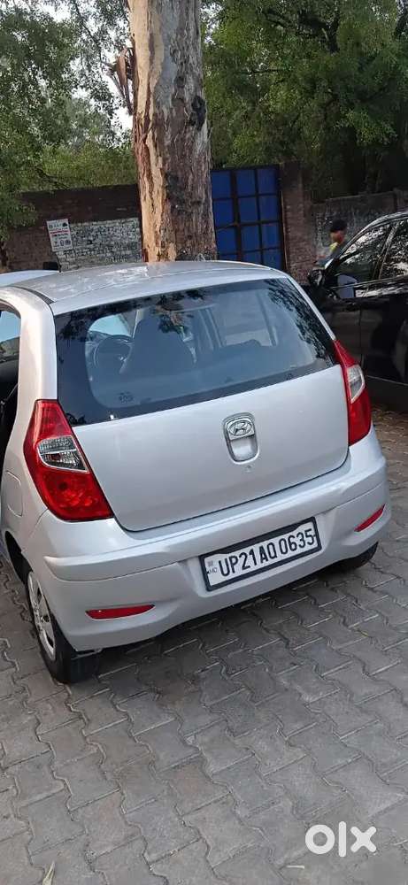 Hyundai I10 2012 Petrol 74000 Km Driven