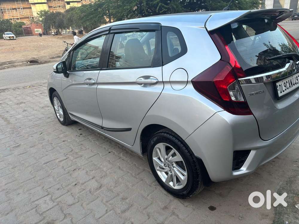 Honda Jazz V Mt Privilege, 2017, Petrol