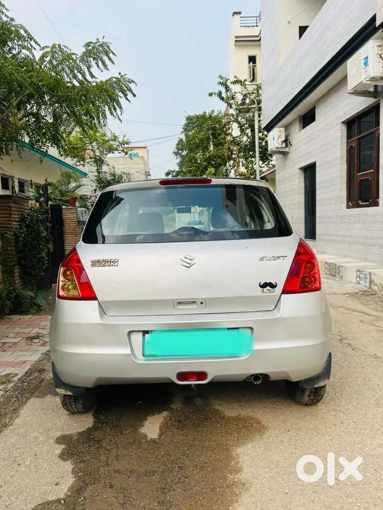 Maruti Suzuki Swift 2009 Petrol 81000 Km Driven