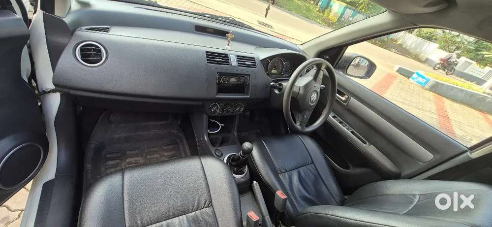 Maruti Suzuki Swift 2009 Company Service , No Accidents History