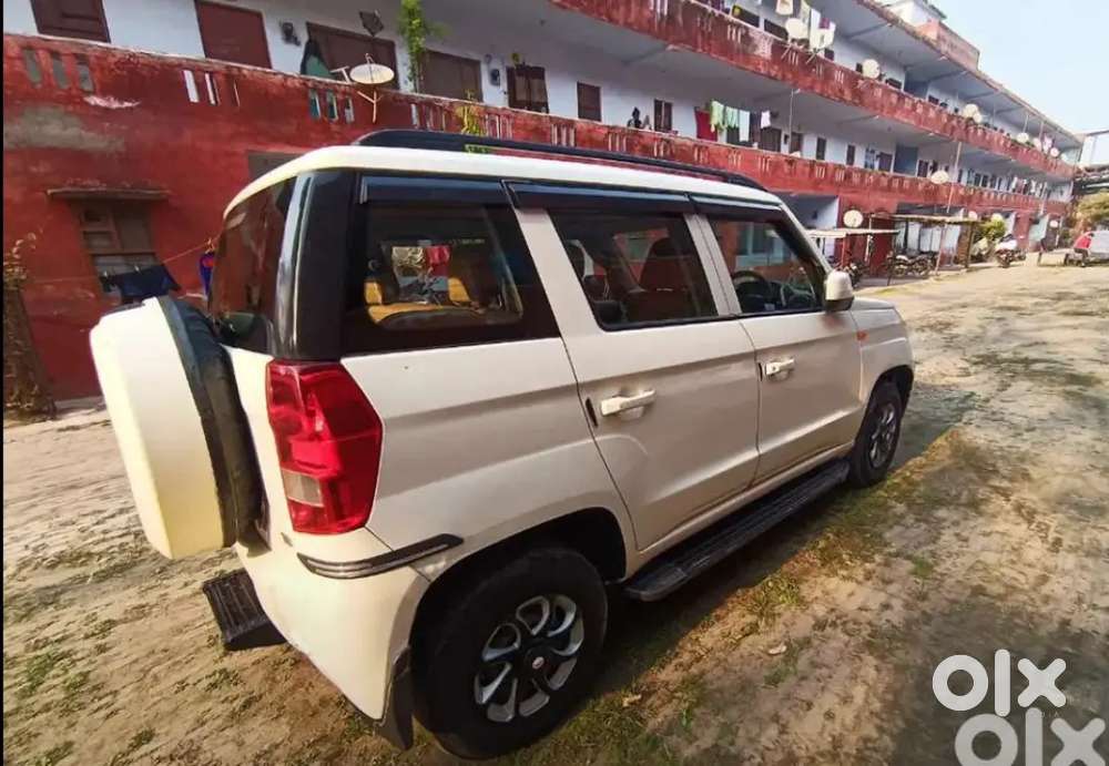 Mahindra Tuv 300 2017 Diesel 64000 Km Driven